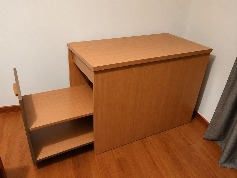 Quarto de solteiro completo