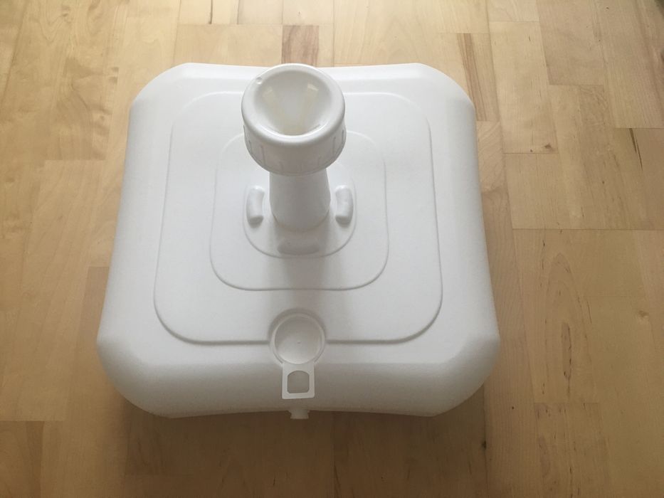 Stojak do parasola przeciwsłonecznego