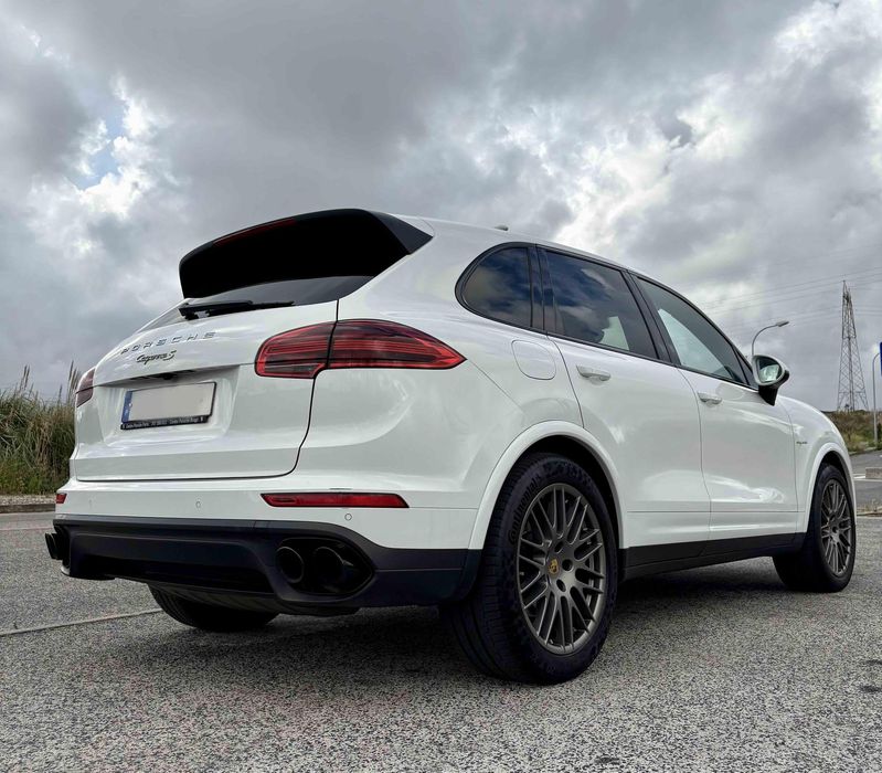 Porsche Cayenne S E-Hybrid