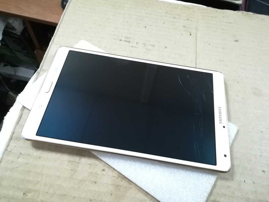 Планшет Samsung Galaxy Tab S 8.4 16GB Dazzling White (SM-T700NZWASEK)