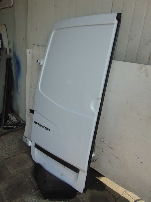 Drzwi tył tylne Lewe Mercedes Sprinter W906 14r Białe H1