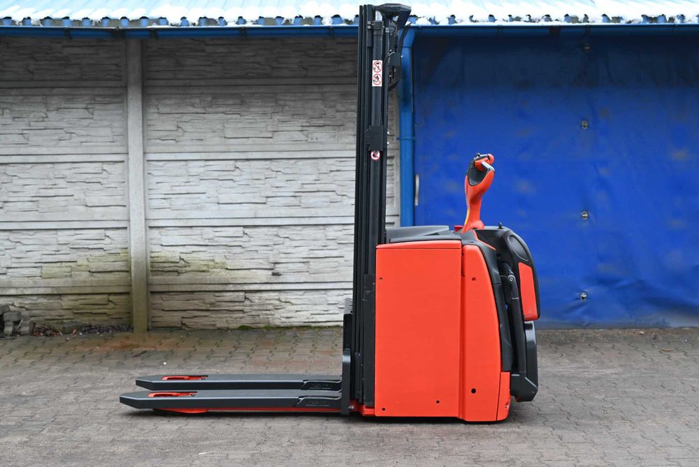 Paleciak elektryczny Linde L16 AP Triplex 480cm 2018rok FHP 455