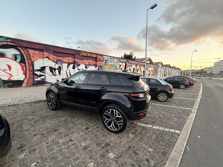Range rover evoque