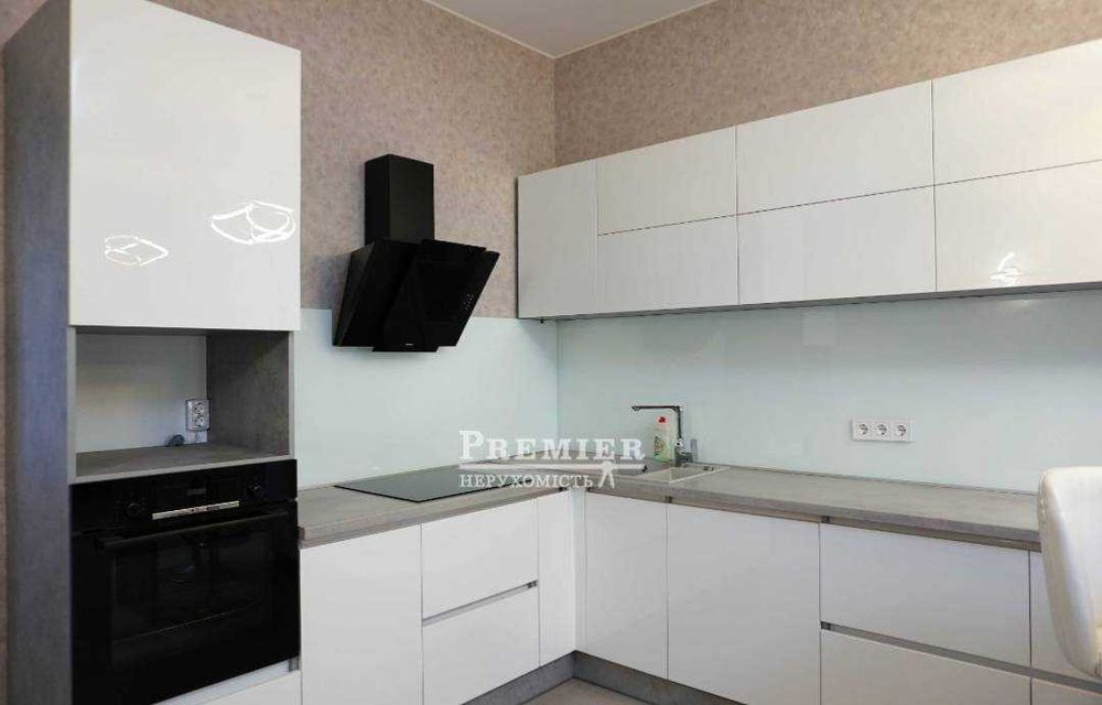 Готовый бизнес и жильё в одном! Продаётся дом 210м² с магазином!