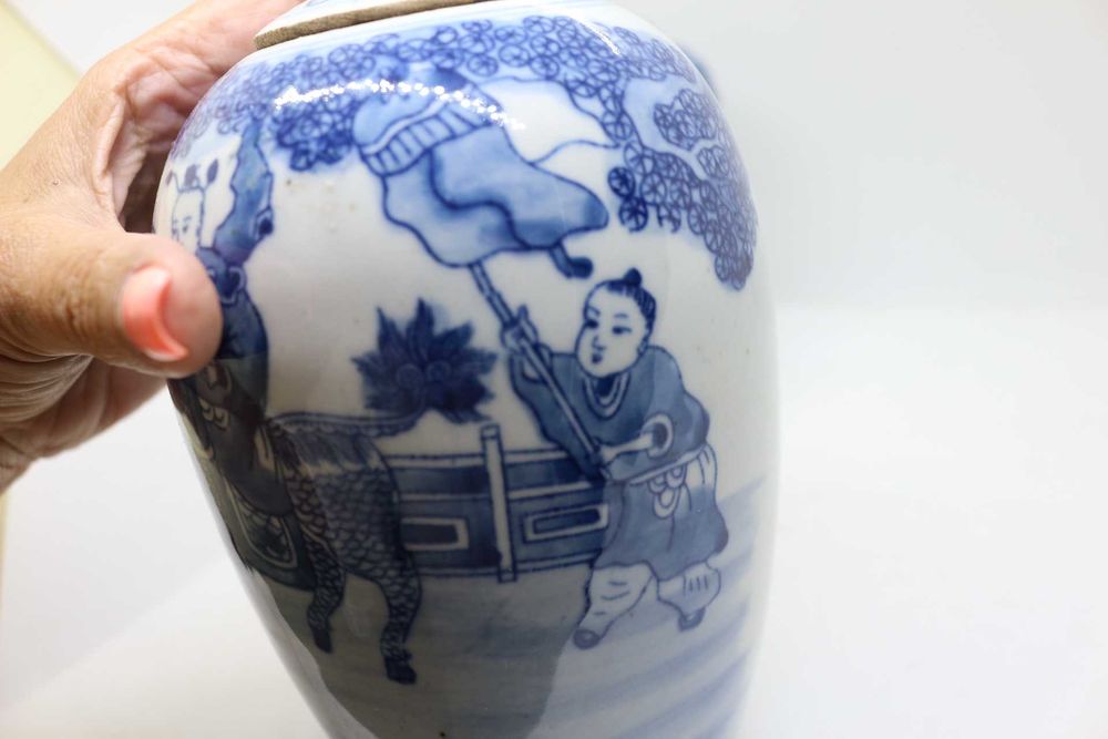 Potes Porcelana Chinesa Azul e Branco Kangxi Crianças e Dragão