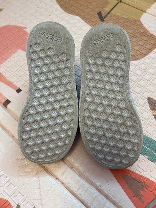 Buty dla chłopca – bardzo dobry stan