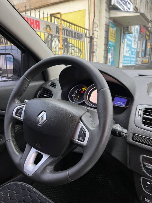 Renault Megane                  ,