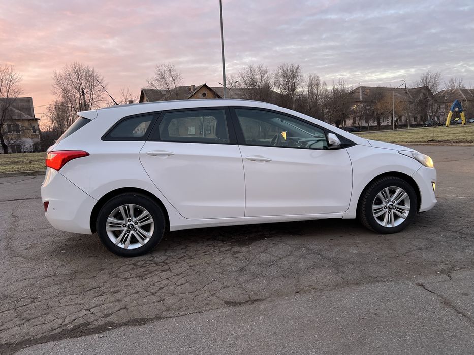 Продам і30 на автоматі