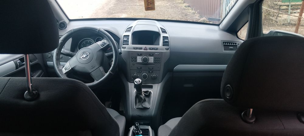 Продам Опель зафіра б 1.9 DTL