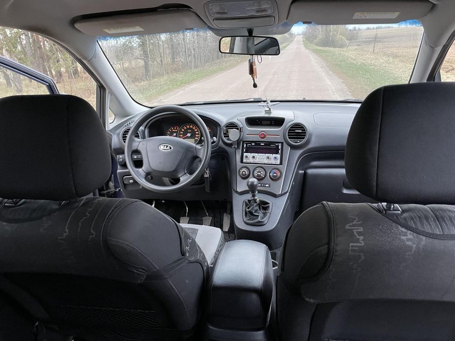 Продам Kia Carens
