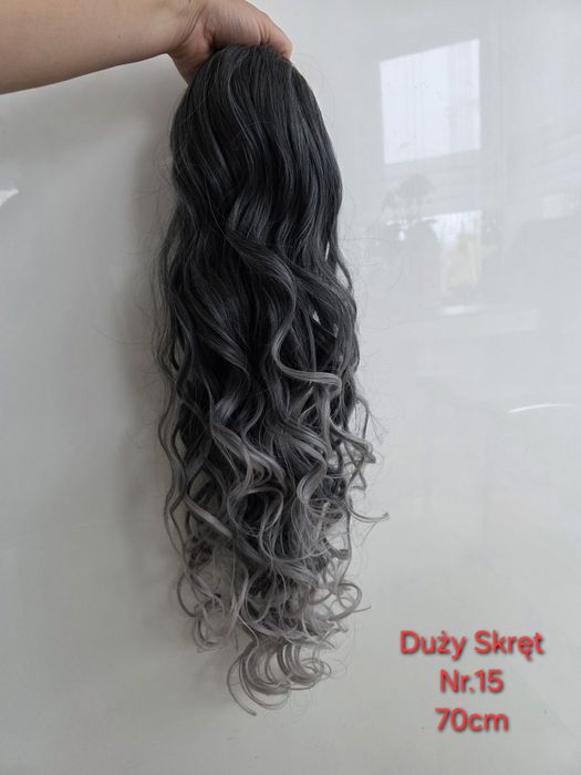 Kucyk doczepiany kręcony. Duży skręt 70cm, nr.15 Kolor: czerń+szarość.