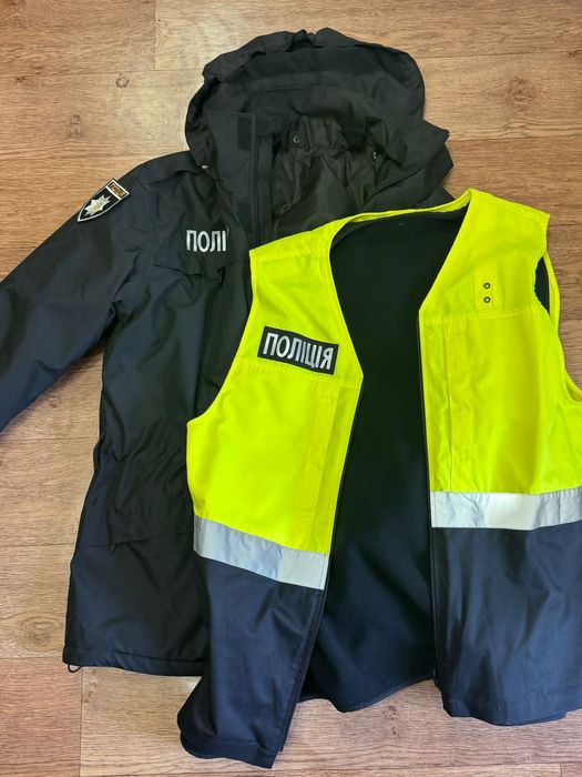 Довгий бушлат (куртка) поліції