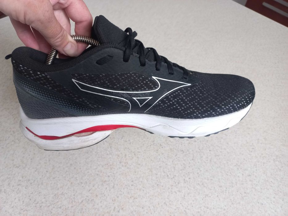 Buty Mizuno Wave Prodigy rozm. 44