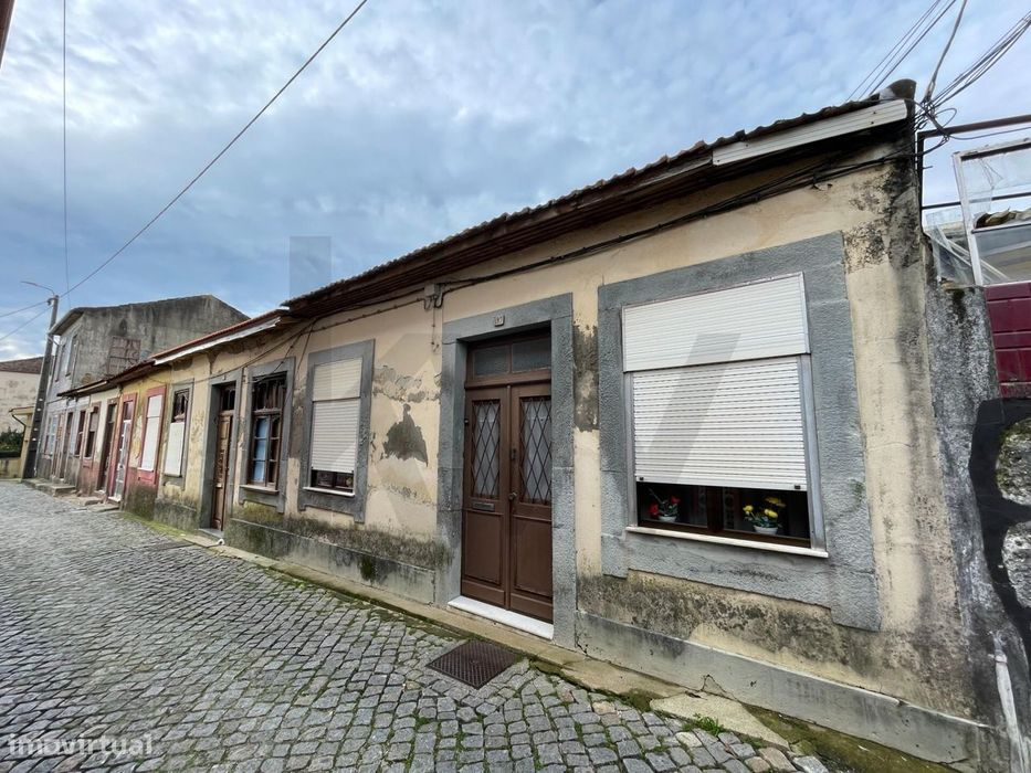 Moradia com jardim em Valbom, Gondomar - Investimento