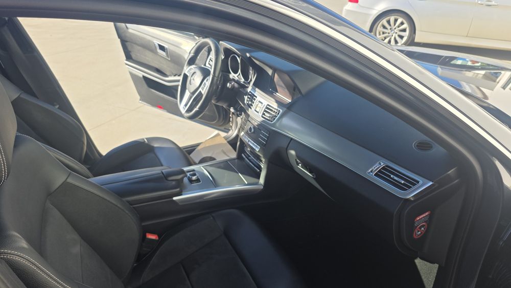 Mercedes E250 AMG nacional 170M km só um dono nunca teve acidentes  livro de revisões  completo — photo 4