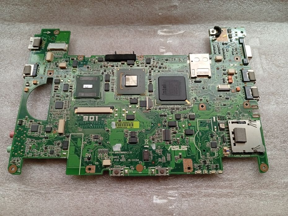 Motherboard Asus 901 1 GB RAM incluído