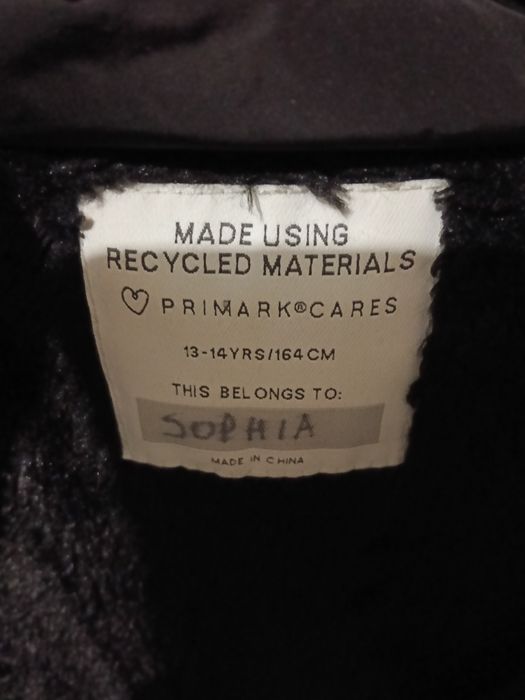 Дарую різні жіночі речі