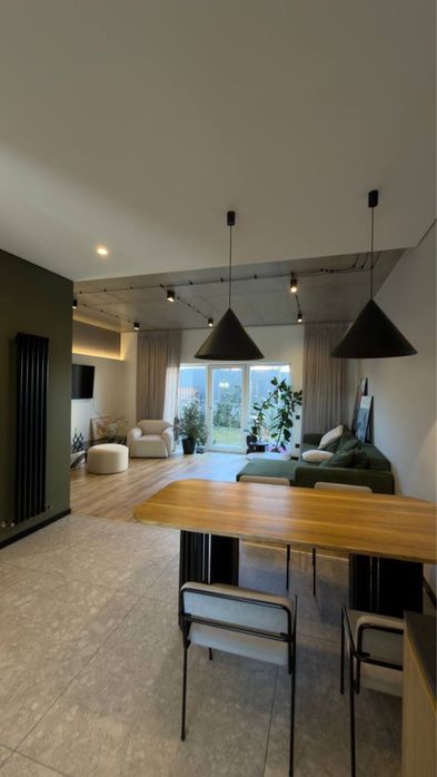 Оренда котеджу в Зубрі