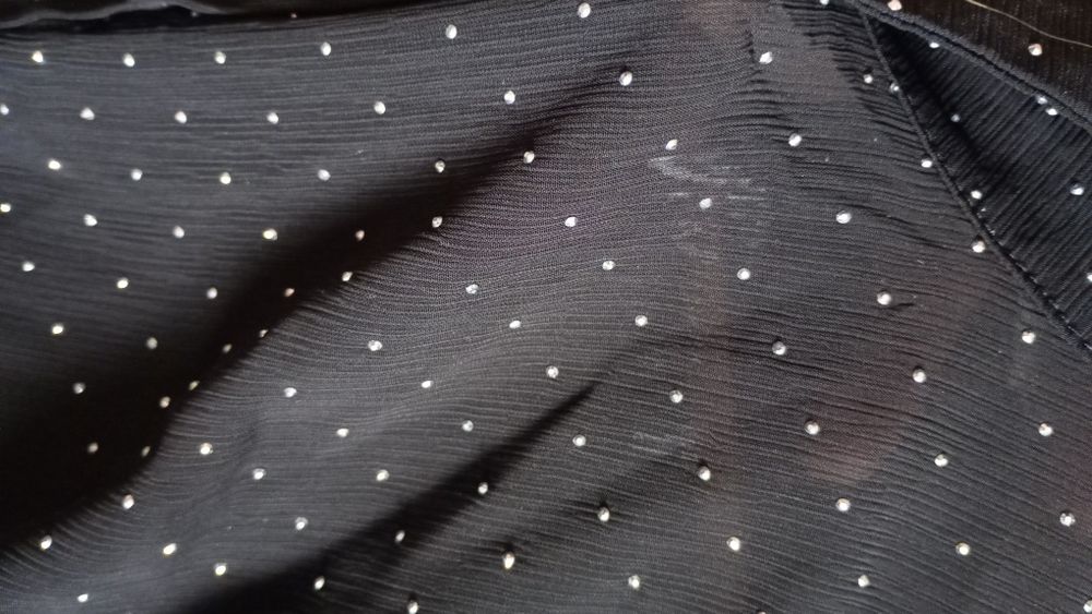 Bluzka damska rozmiar S z cekinami