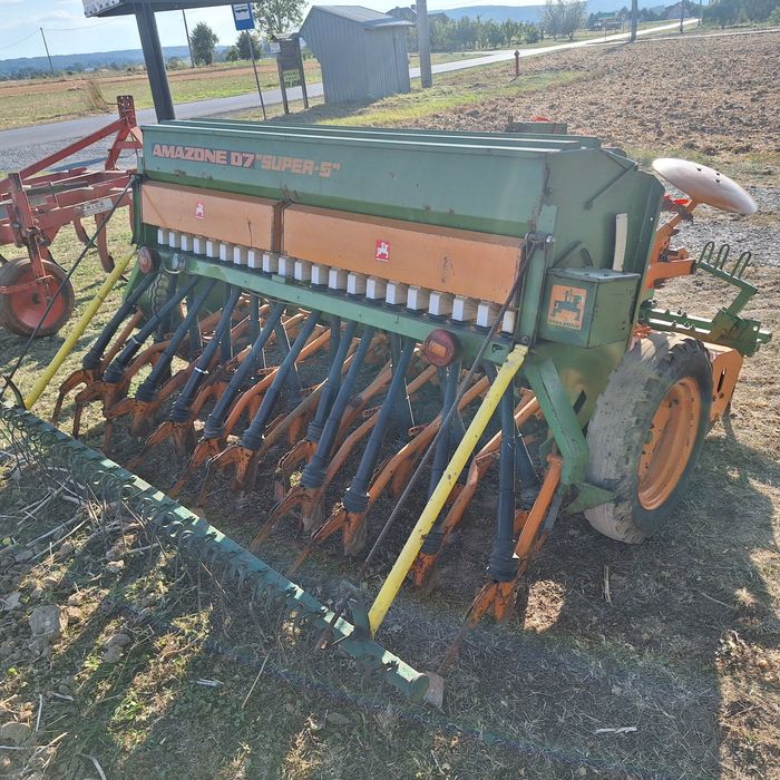 AMAZONE D7 Zestaw Uprawowo Siewny 2,5m brona wahadłowa