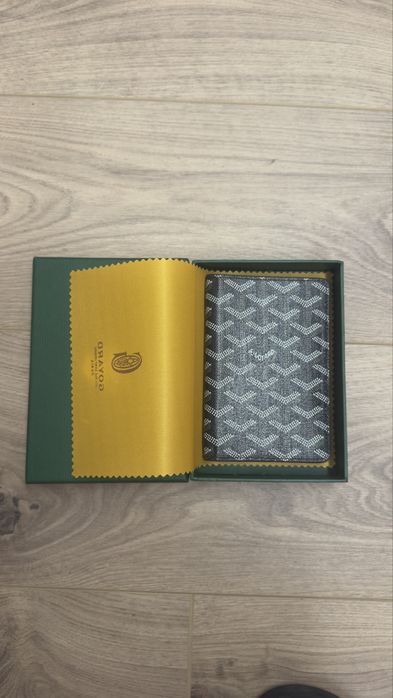 carteira passaporte Goyard