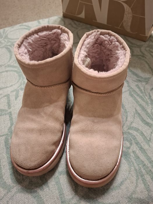 UGG 39 pudrowy róż