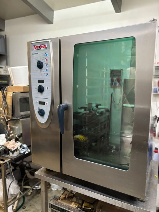 Piec konwekcyjno parowy Rational cm101e elektryczny