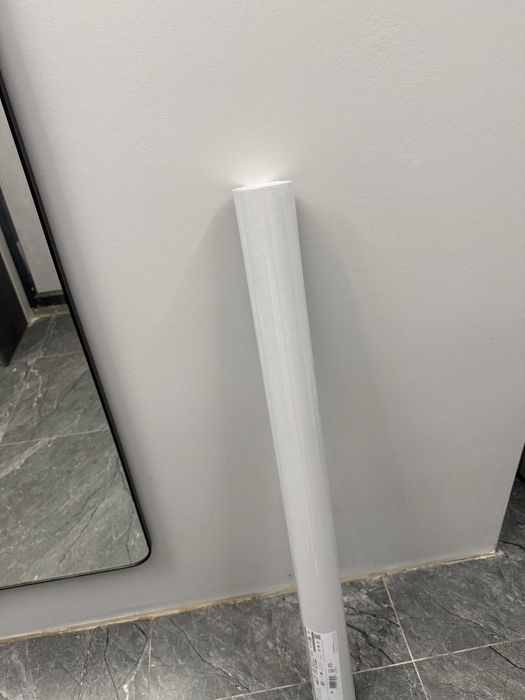 Продам три нові рулони  шпалер