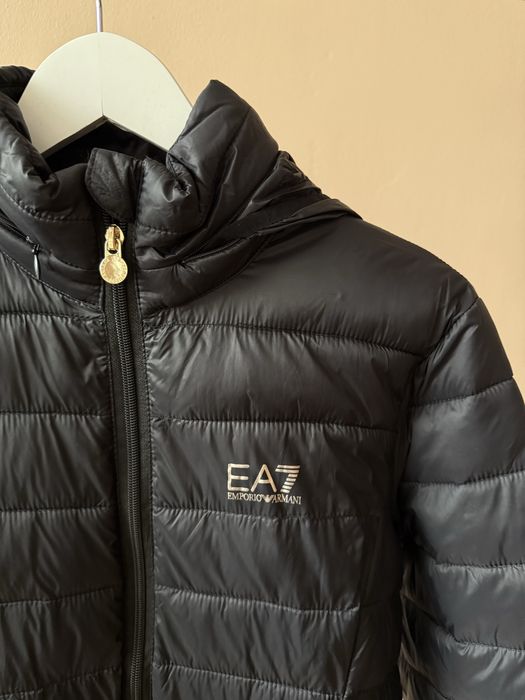 Куртка жіноча Emporio Armani M, L, XL