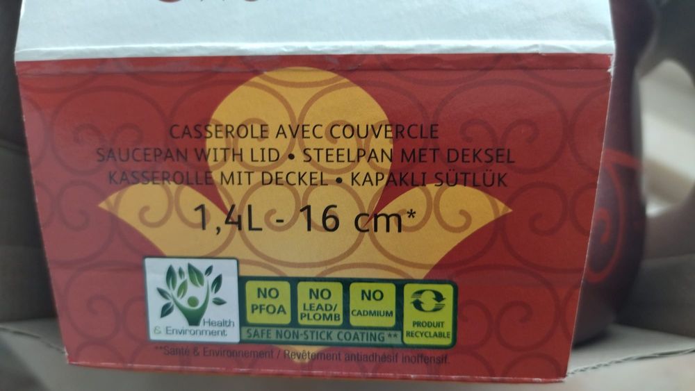 Panela TEFAL com tampa