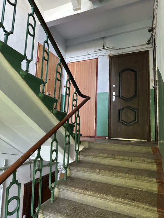 Продам 3х комнатную квартиру "сталинка" ул. Пушкинская, район старого ЖД вокзала