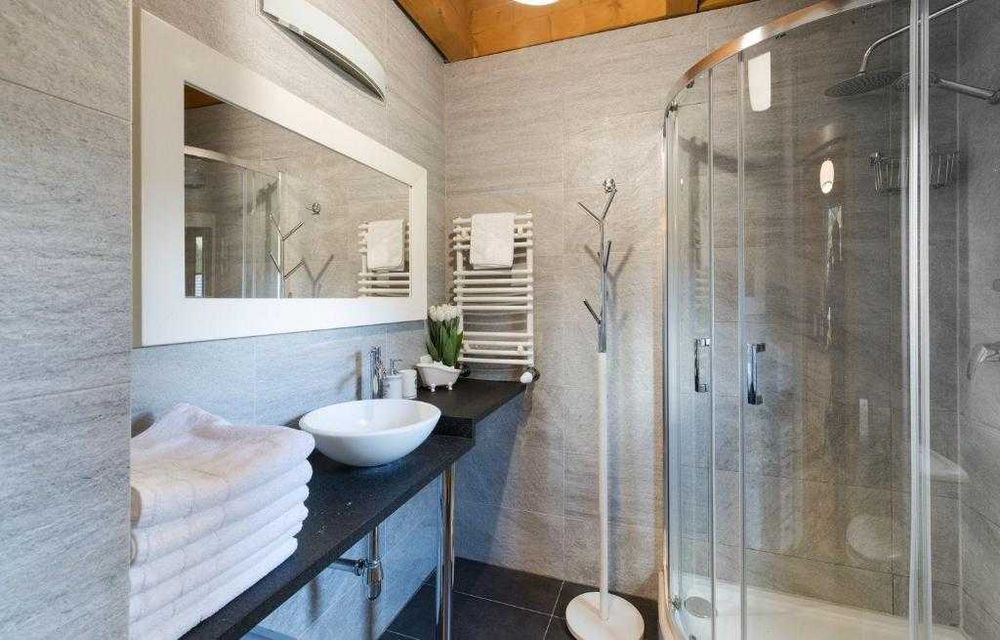 DOM do wynajmu na kawalerskie/urodziny sauna/balia/quady/Domek nad jeziorem/ dom w górach/Dom z Jacuzzy