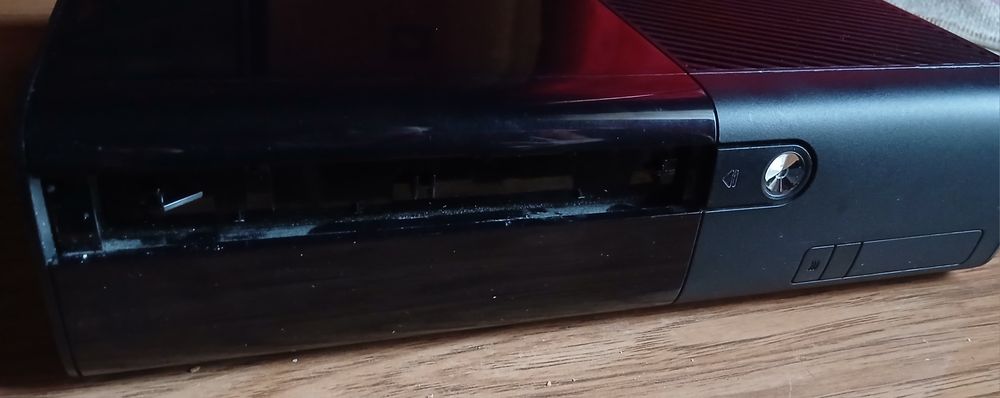 Xbox 360 E Slim Uszkodzony Opis