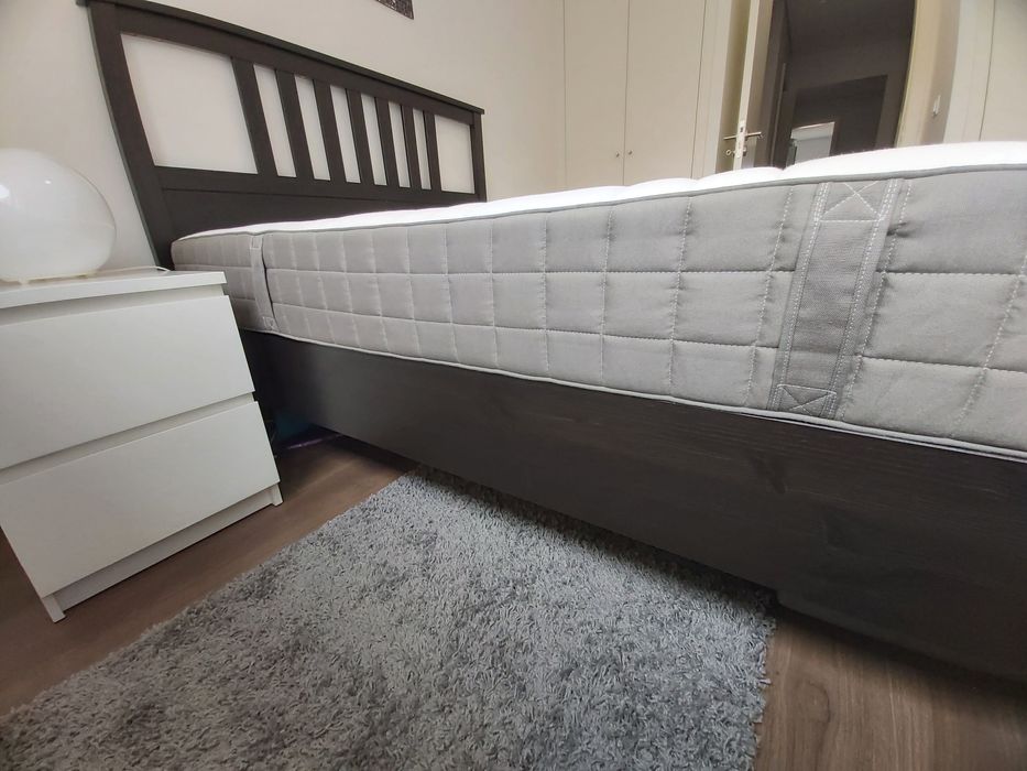 Cama de Casal IKEA Hemnes c/ possibilidade de incluir colchão
