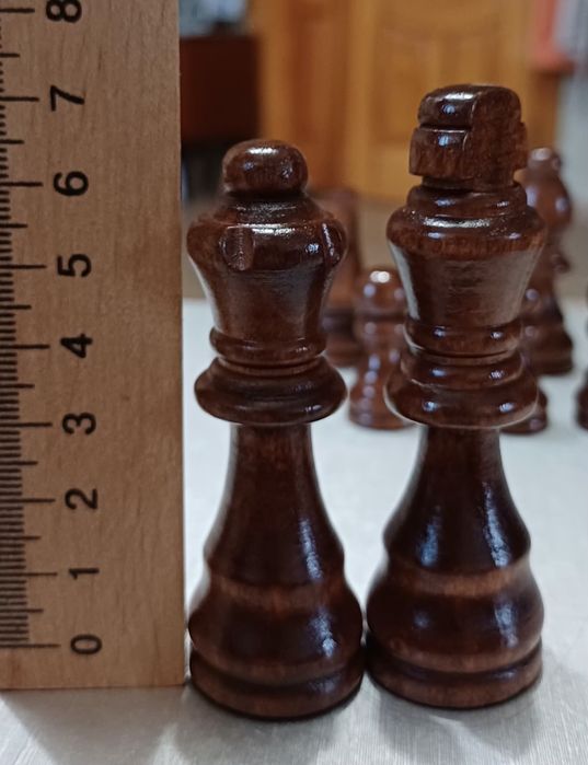 Деревяні фігурки шахи 16 шт