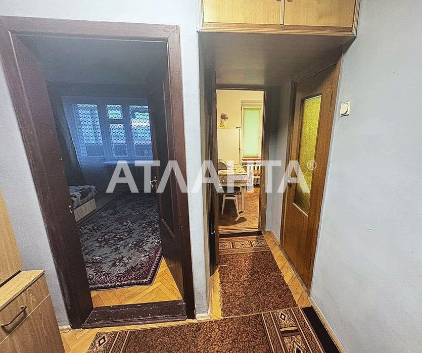 1-кімнат, вул. Авангардна.