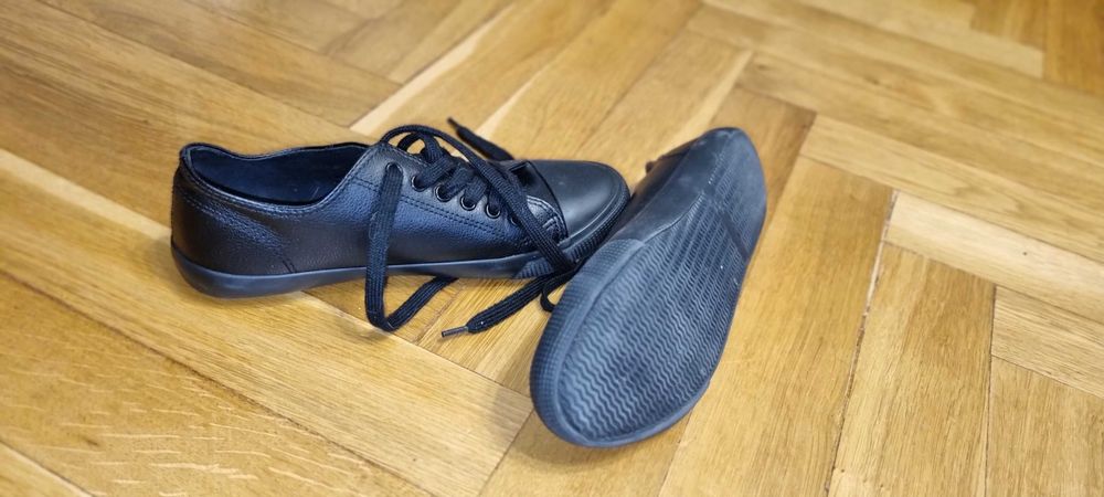 Buty sportowe chłopięce trampki rozm. 37