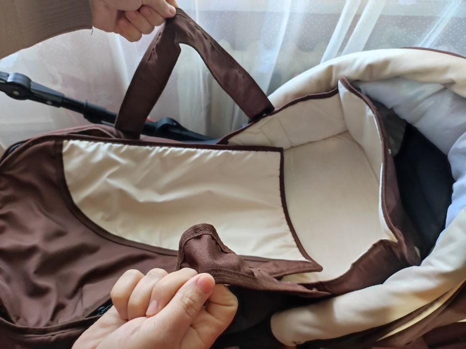 Коляска універсальна