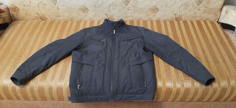 Мужская демисезонная куртка 54 размера