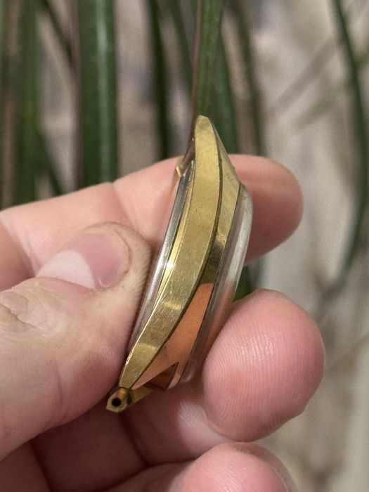 Часы позолота Полет и Восток