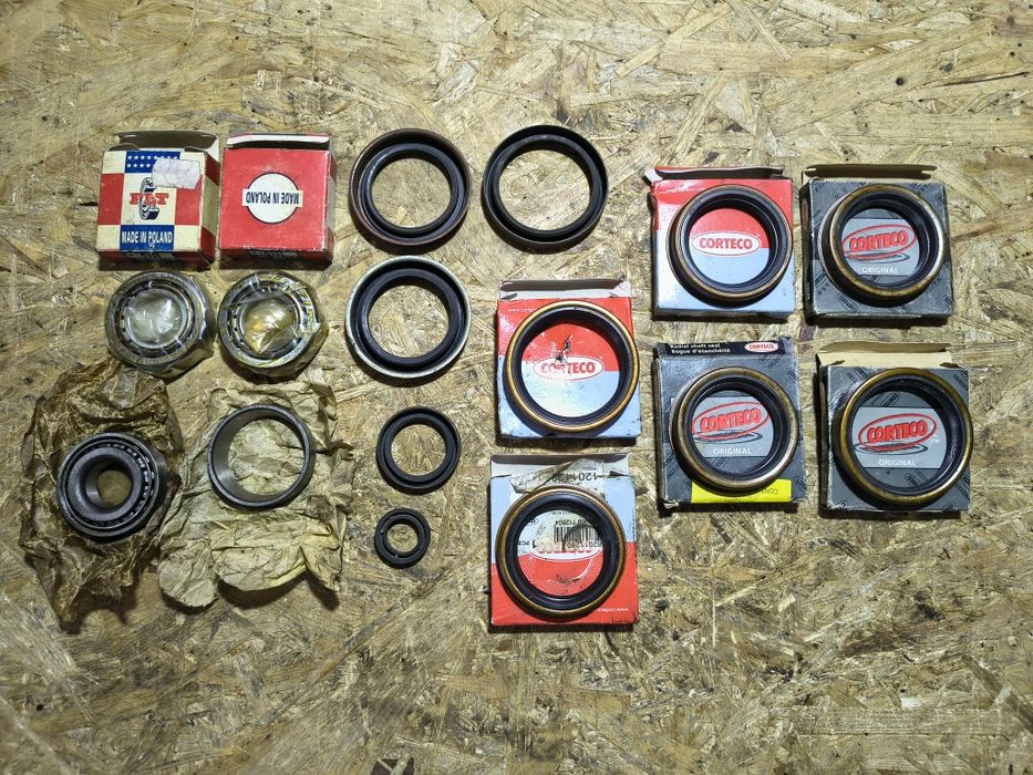 NOWE łożyska i uszczelniacze Fiat 126p Maluch - OKAZJA!!!