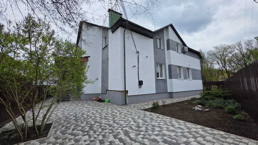 Продаж Будинка Червоний Шлях