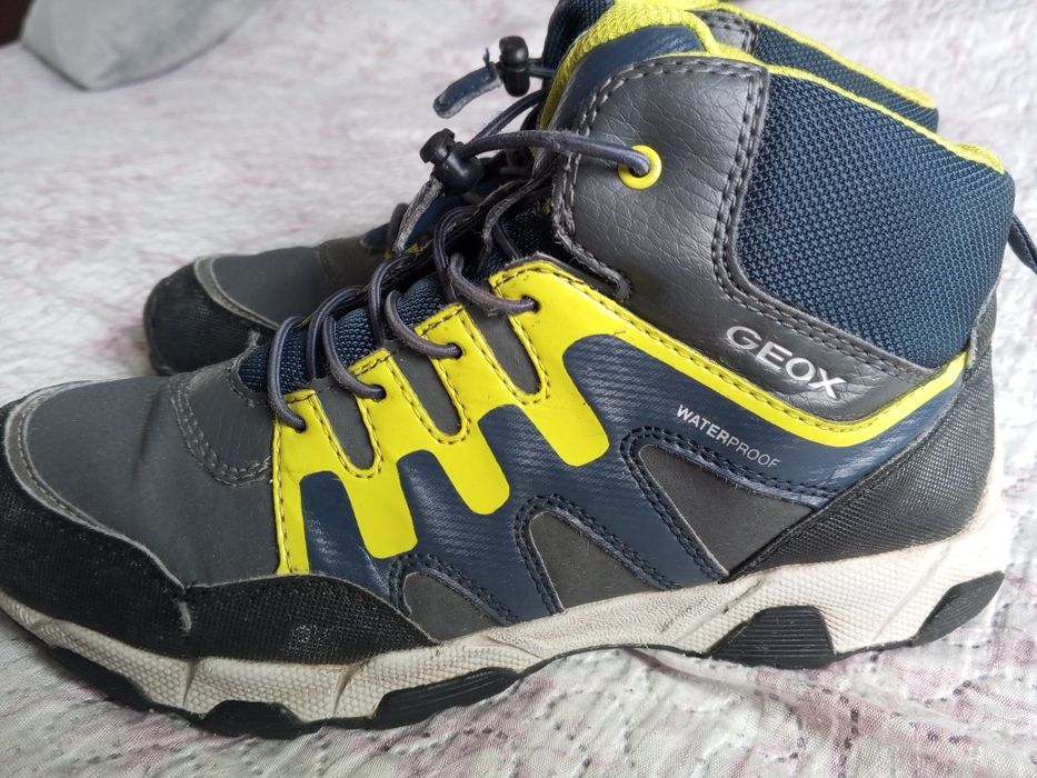 Кросівки для хлопчика 36 р.