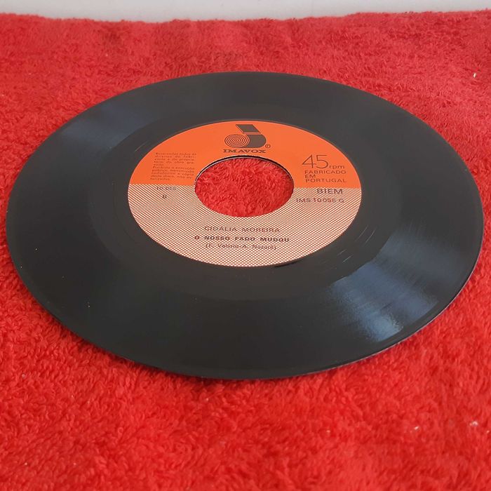 Disco Vinil Single Cidalia - Falta Aqui uma Ceifeira / O Nosso Fado Mudou