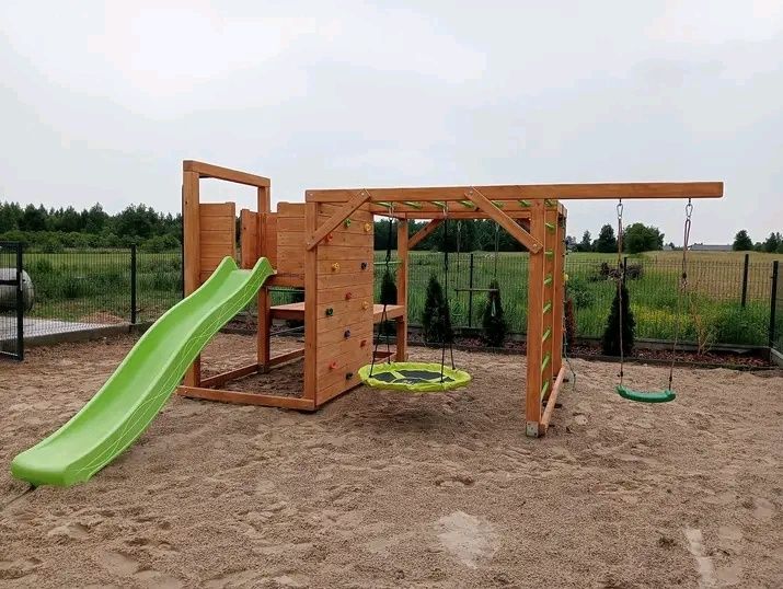 Siłownia ogrodowa, małpi gaj, plac zabaw