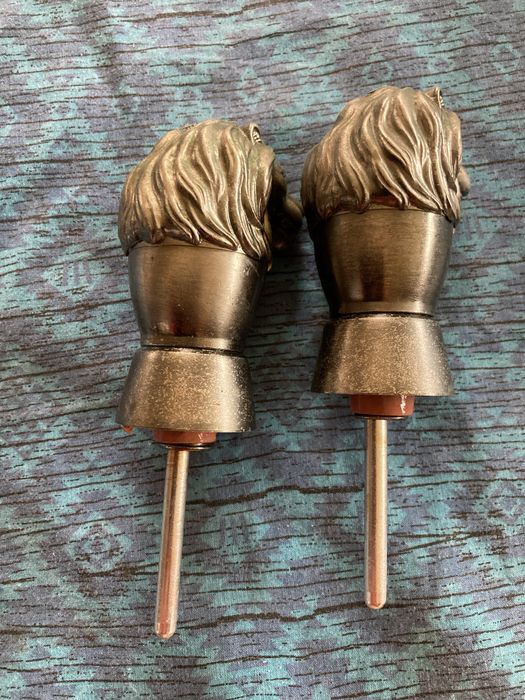 Tampas de garrafa em inox cabeça de leão