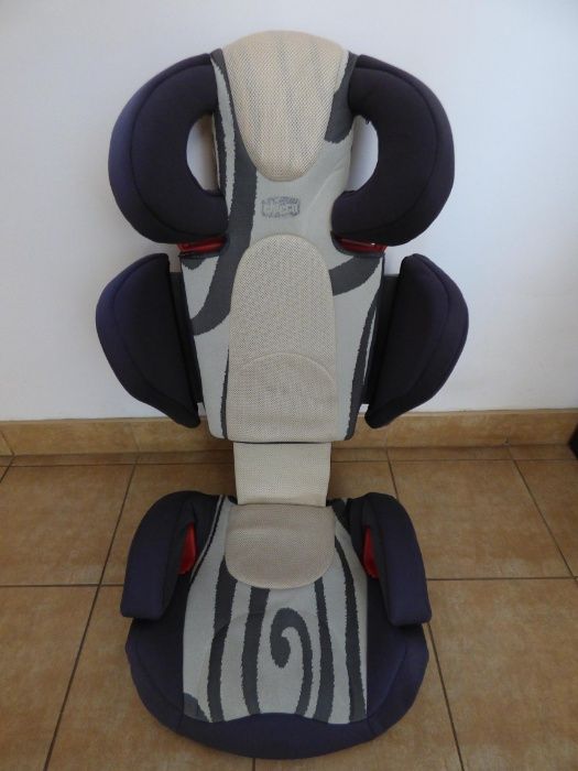 Fotelik samochodowy Chicco 15-36kg