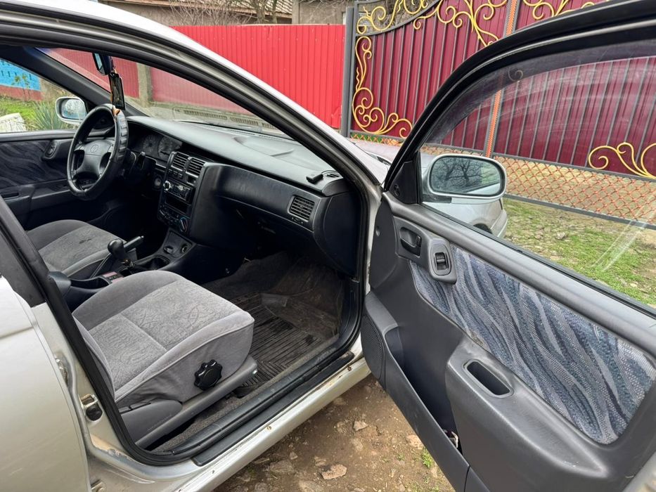 Продам Toyota Carina e