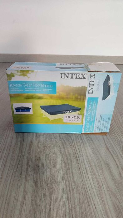 Piscina com Motor e Resguardo