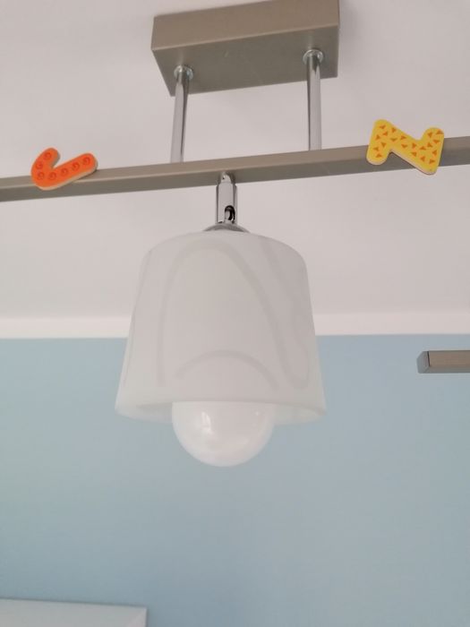 Lampa do pokoju dziecięgo
